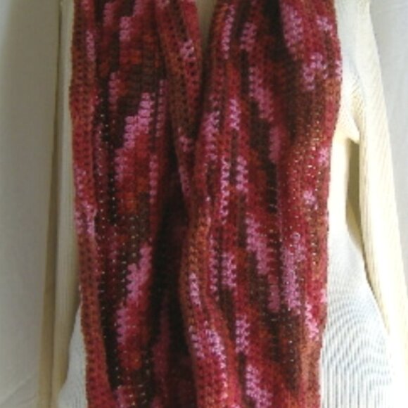 Red Pink Wool Infinity Scarf Circle Wrap Oversize Long Handmade Crochet Knit NWT - Picture 4 of 4